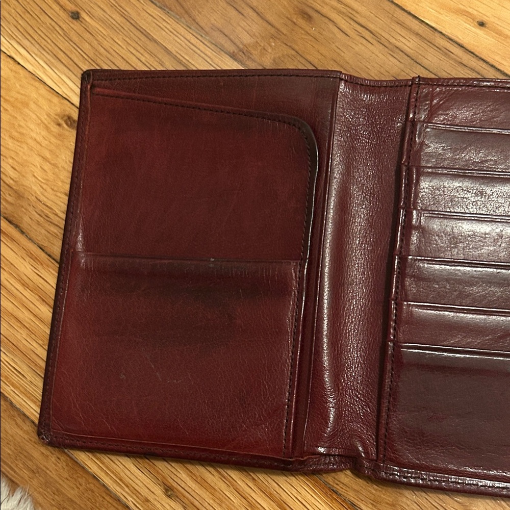 Coach Leather Bifold Passport Wallet in Deep Burgundy - Picture 4 of 8